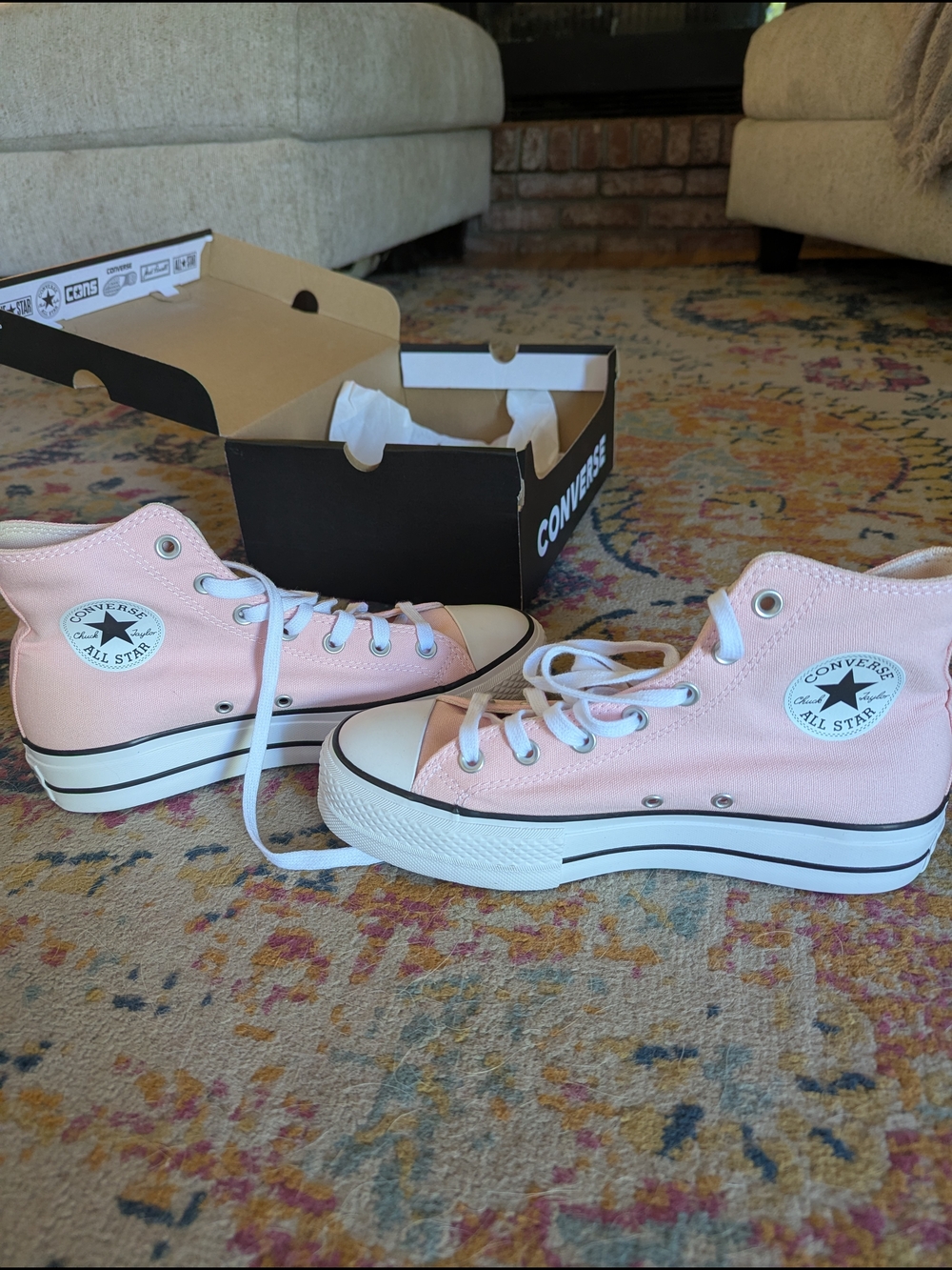 Never Worn Pink High Top Platform Converse Size 8.5 - Picture 4 of 5